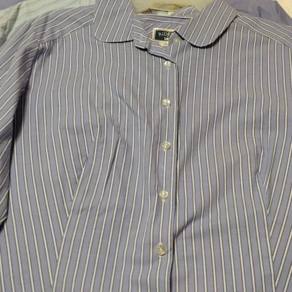 Riders by Lee, women's casual cotton button down blouses. Being sold as a Group - Picture 2 of 6